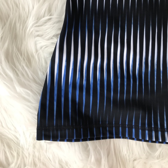 NEW • Ivy Park • Kaleidoscope Printed Tank Top XS black Blue Built in Bra - Picture 3 of 4